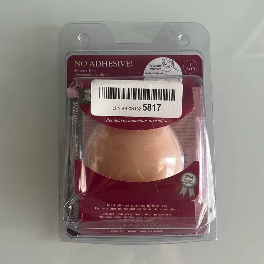 Braza women’s no adhesive silicon tops reusable NWT never opened 3” dia beige